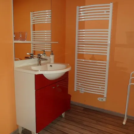 Chambres D'hotes L'acacia Perigne