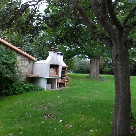 Bed and breakfast Chambres D'hotes L'acacia Perigne